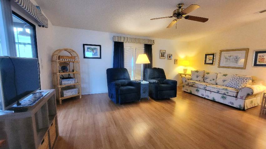 1757 Tower Lakes Blvd. a Lake Wales, FL Mobile or Manufactured Home for Sale